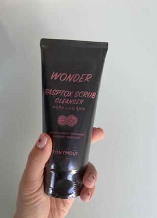 Пенка-скраб с малиной tony moly wonder rasptox scrub cleanser 150 мл