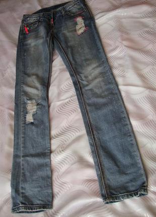 Круті рвані джинси silvian heach4 фото