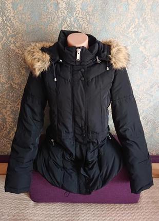 Женская зимняя черная куртка пуховик bershka р.46/482 фото