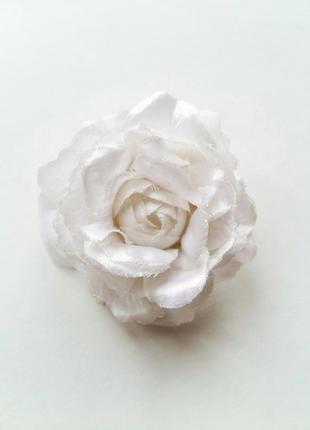 Заколочка для волосся біла трояндочка