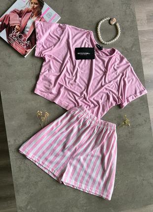 Розовая пижамка, prettylittlething, boohoo, сборная пижама с шортиками