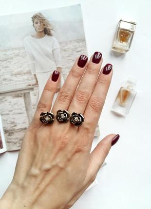 Кільце на два пальці з трояндочками4 фото