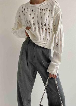 Светр  рваний