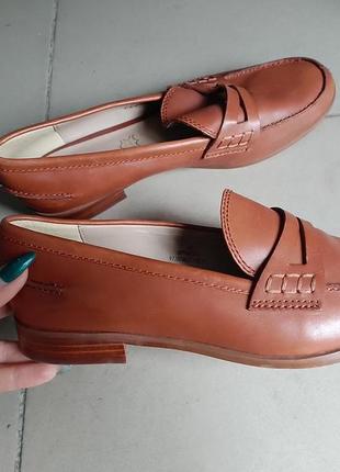Кожаные туфли лоферы р.39-40