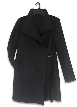 Чорне шерстяне пальто zara, розмір м.