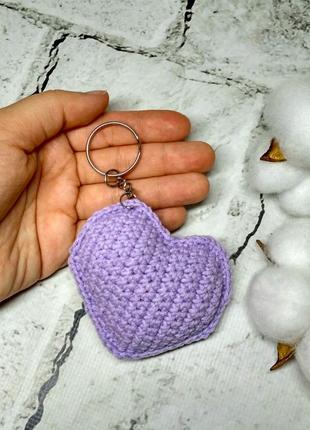 Брелок серце бузкове іграшка в'язана амігурумі ручна робота