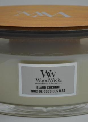 Ароматична свічка з ароматом кокоса та ананаса woodwick ellipse island coconut 453 г2 фото
