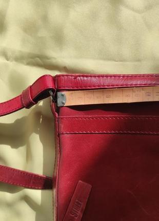 Актуальная красная кожаная сумка багет soho new york8 фото