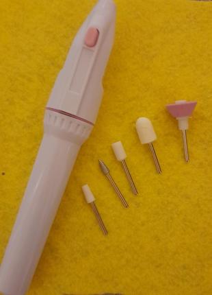 Продаю новый набор для аппаратного маникюра