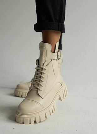 Жіночі черевики шкіряні весна/осінь молочні udg 2202/103 на байку