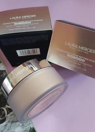 Розсипчаста пудра з ефектом світіння laura mercier loose setting powder light catcher відтінок celestial light