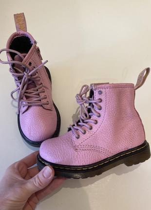 Черевики dr. martens