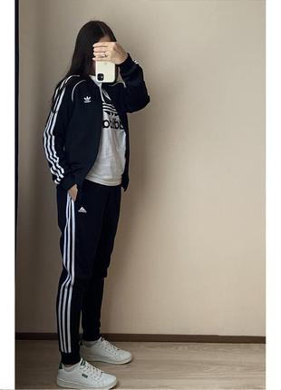 Костюм от adidas, оригинал🖤6 фото