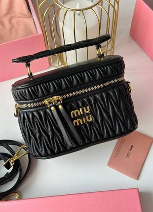 Сумка кожа в стиле miu miu с ручкой косметичка черный шоколад