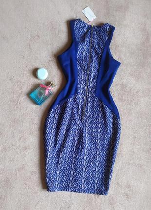 Элегантное качественное плотное платье футляр с имитацией кружева2 фото