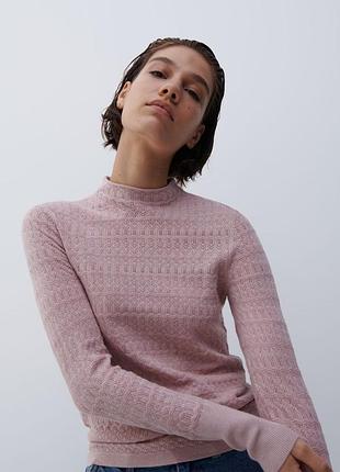 Пудровый джемпер, кофта от mango.