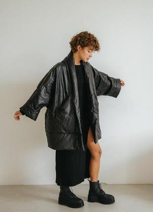 Куртка женская свободная черная с поясом зимняя