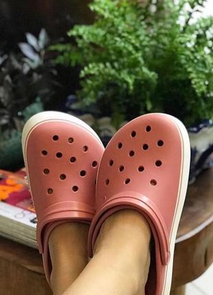 Сабо крокс крокбенд клог платформа пудра crocs platform blossom/white8 фото