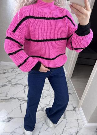 Теплый удлинённый свитер в полоску 🍂10 фото