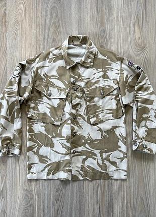 Чоловіча вінтажна мілітарі куртка військова з нашивками англія isaf nato