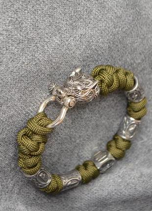Браслет з вовком, гербом і рунами з паракорду та ручного лиття мельхіор та ювелірна сталь + брелок у подарунок