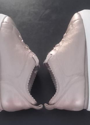 Шкіряні фірмові кросівки guardiani sport,устілка 25,5см.7 фото