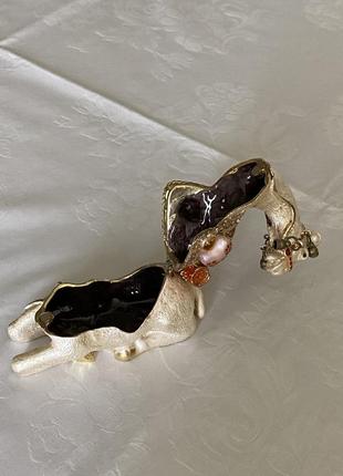 Декоративна статуетка «верблюд» із тайником.