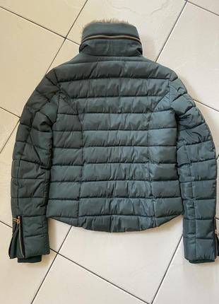 Теплая куртка, размер s2 фото