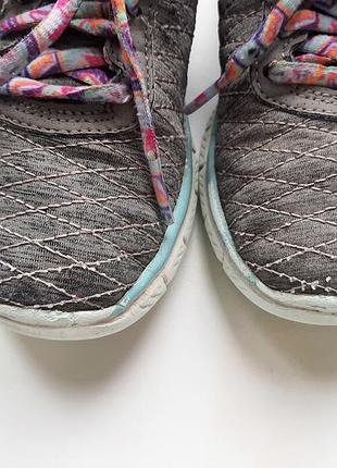 Кроссовки sketchers 3