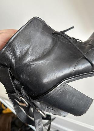 Zara натуральные кожаные демисезонные ботинки на каблуке9 фото