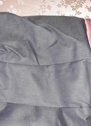 Спортивна, легка , містка і зручна сумка від yves rocher