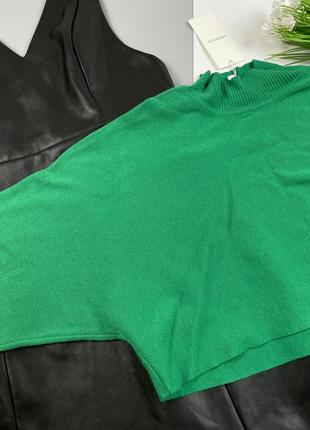 Зеленый свитер джемпер с вискозой moocci. свободный крой, с горловиной9 фото