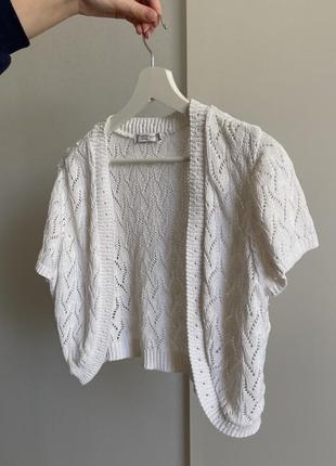 Вʼязана накидка