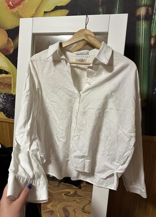 Рубашка белая женская,размер 40 (есть небольшой дефект)