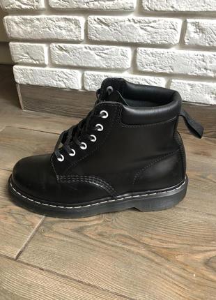 Ботинки кожаные женские dr. martens2 фото