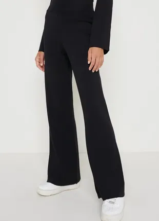 Фирменные вязаные брюки брюки брюки pretty lavish hayden knit trousers9 фото