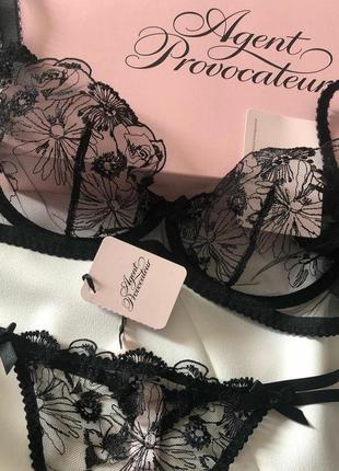 Розкішний комплект білизни агент провокатор agent provocateur оригінал2 фото