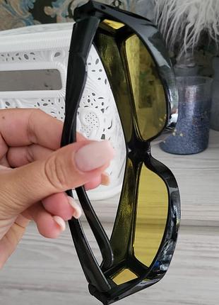 Очки автомобильные