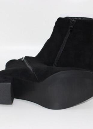 Замшеві  черевики4 фото