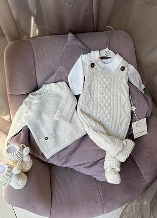 Костюм вязаний