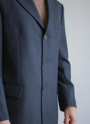 Пиджак шерстяной классический графитовый в полоску, на три пуговицы4 фото
