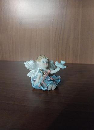 Статуетка ангел з голубом 3
