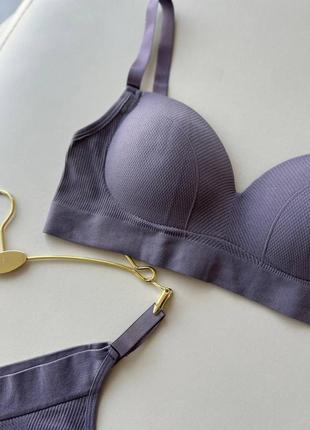 Хлопковый комплект белья пушап. бюстгальтер пуш ап и трусики стринги. базовый комплект...