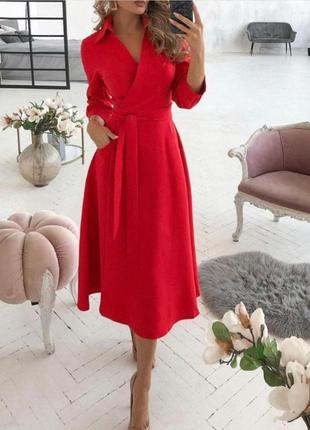 Платье миди однонтонное с вырезом в зоне декольте с поясом качественное с карманами черная красная6 фото