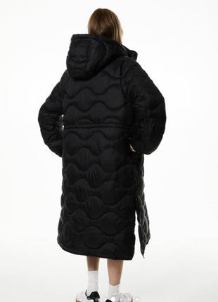 Стильная удлиненная курточка h&m, размер хс .4 фото