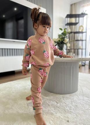 Костюм на дівчинку 98,128 см