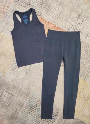 Сборный комплект набор для спорта бесшовный зональный workout primark