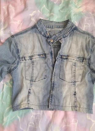 Джинсовая куртка