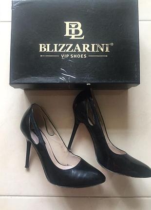 Туфлі човники