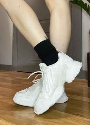 Кросівки adidas thesia4 фото